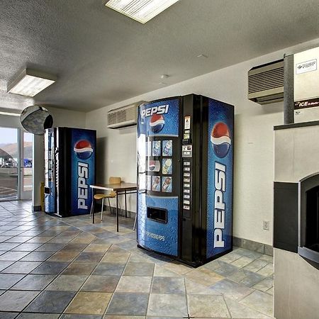 Motel 6 Wells Exterior foto